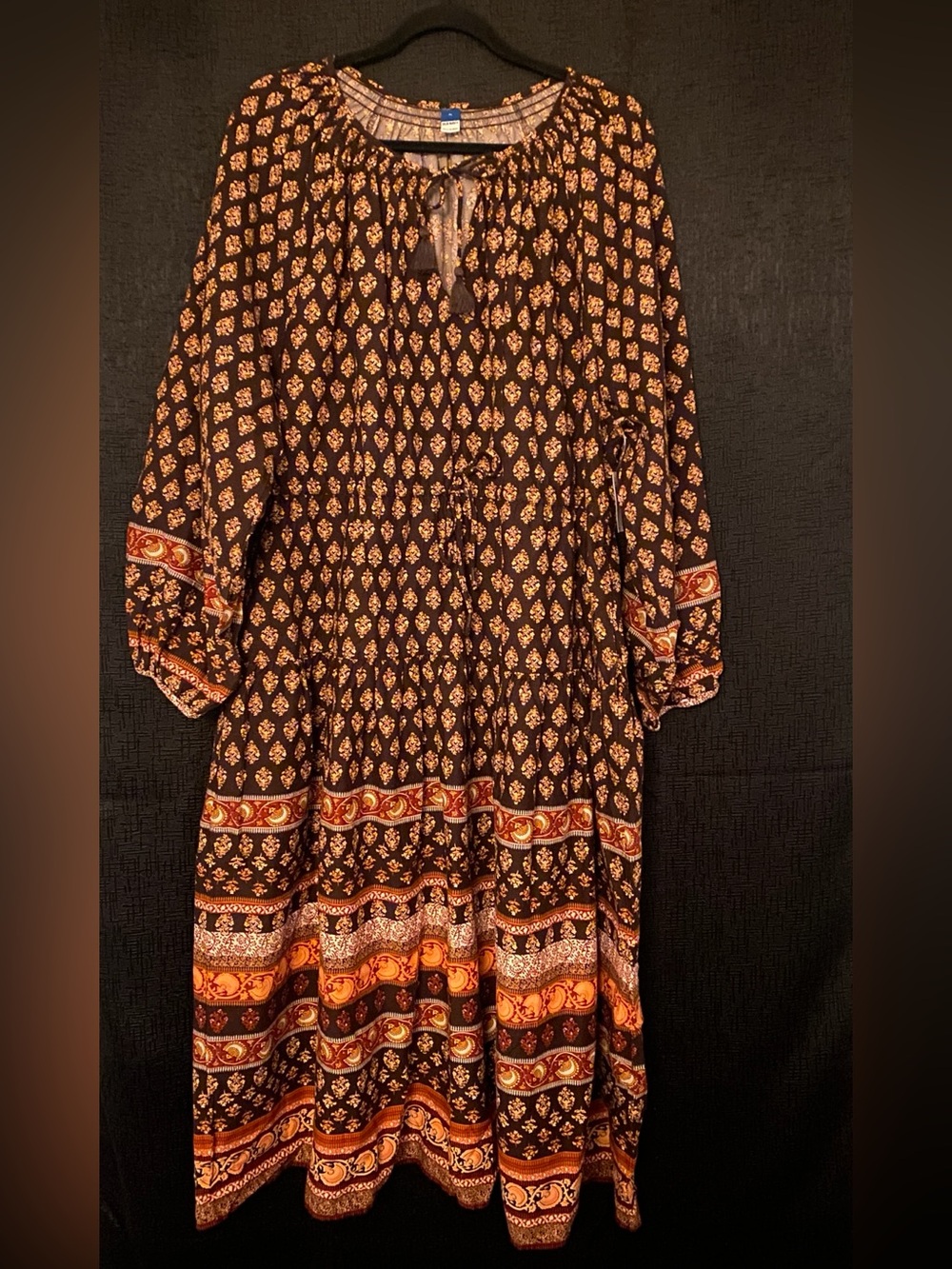 Old Navy - NWT Brown, Orange, and Cream Peasant Dress size XL